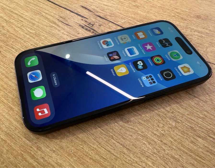 Iphone 16 schimb cu 16 pro doar nou nefolosit