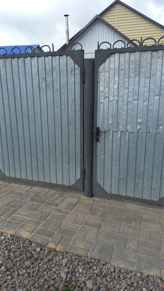 Заречный 1 геолог 2 д 82 б дан үй сатылады документ бәрі дұрыс ИЖС бар