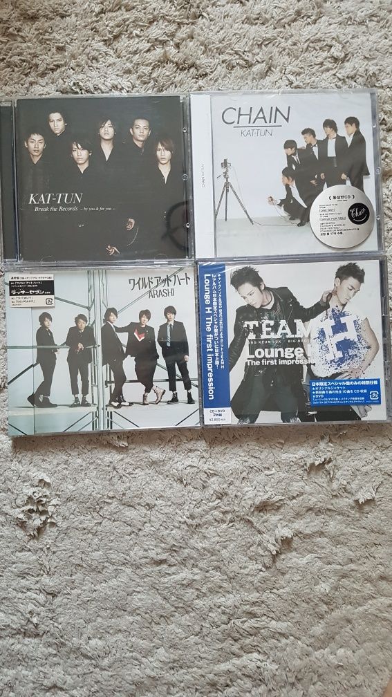 Постеры, открытки, альбомы Kat-tun, Arashi, Чан Гын Сок