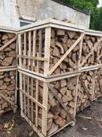 Lemn de foc paletizat livrat la domiciliu