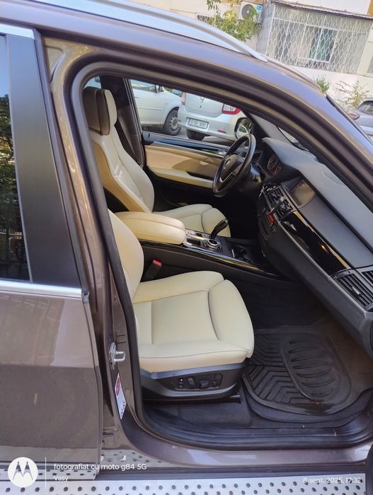 BMW X5 xDrive 40d (5 butoane)