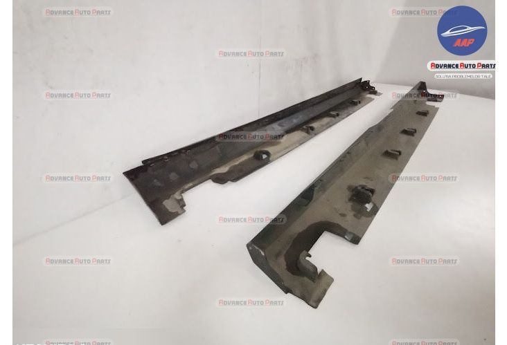 Ornament Prag Stanga Dreapta original Mercedes-Benz  M-Class  W166 [20