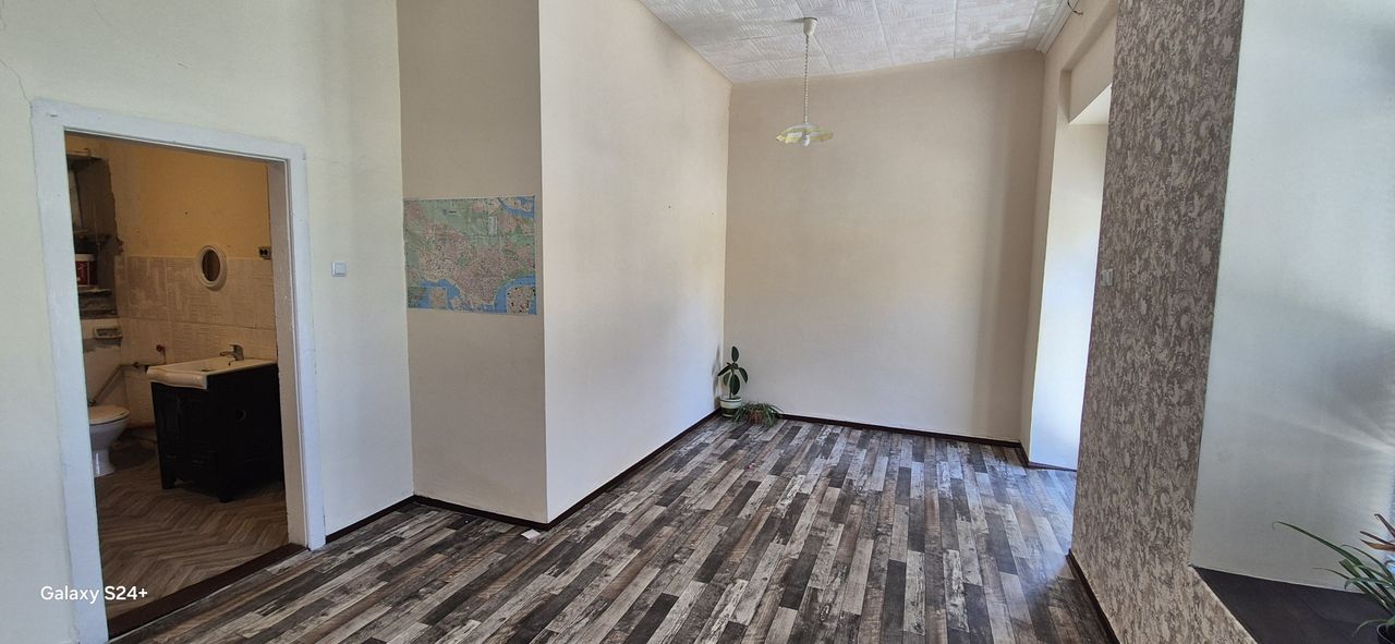Дава се под наем Двустаен апартамент в Варна, Аспарухово - 40 кв.м за 331.5 € - Снимка #3