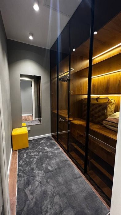 2 ком. ЖК "Mirabad Avenue"". 83м².  Госпиталка