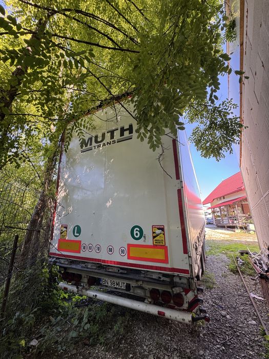 Semiremorca Krone Mega agabaritice