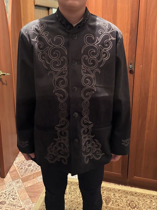 Продам Национальный костюм серый