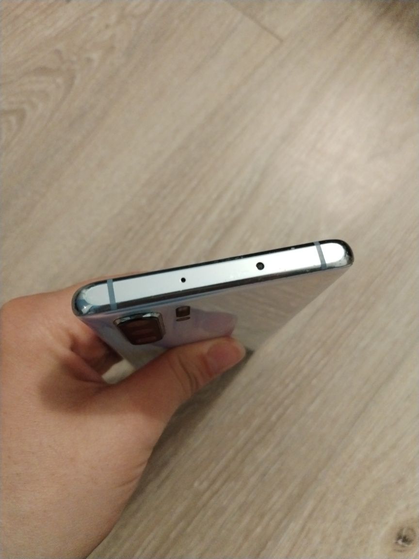 Vand telefon Huawei P30 Pro