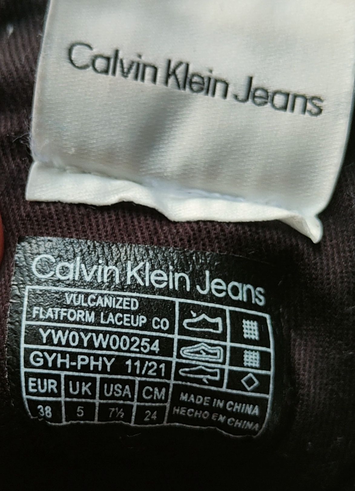 Tenesi Calvin klein jeans