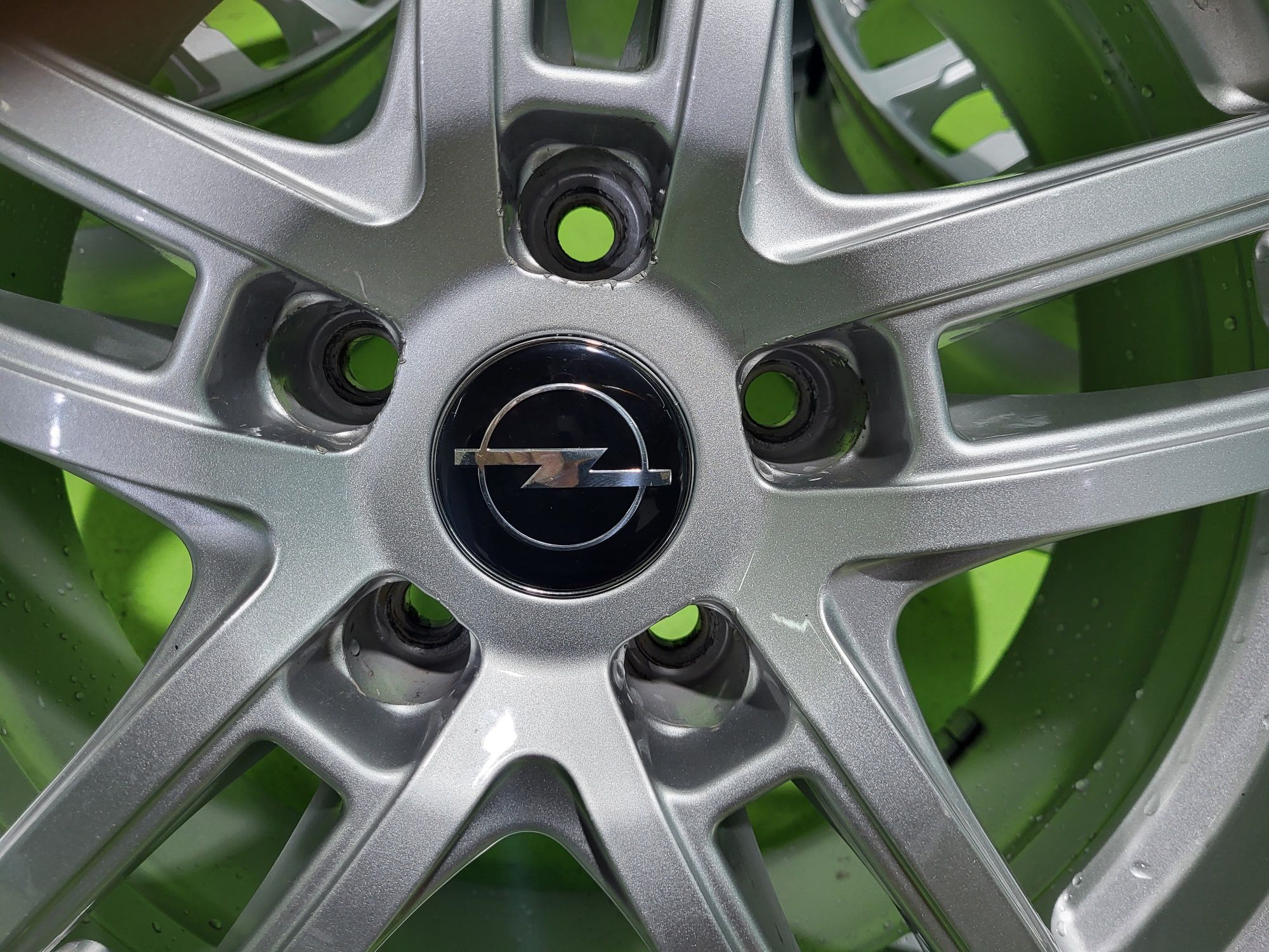 17 5x115 Opel Astra Zafira Antara Insignia Chevrolet лети джанти 5х115
