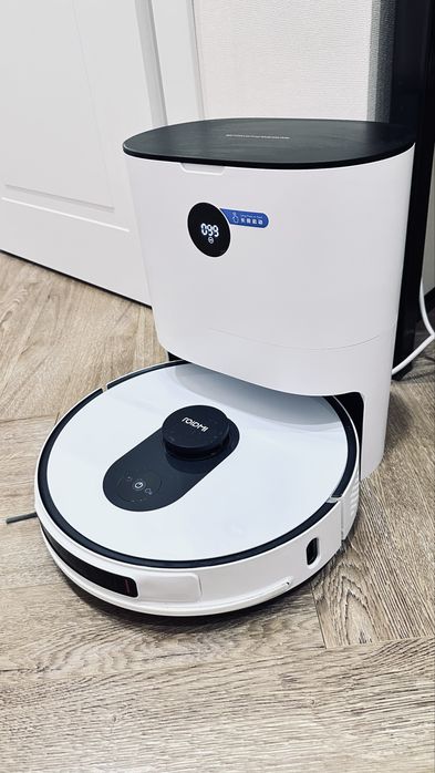 Робот пылесос моющий Roidmi eva max