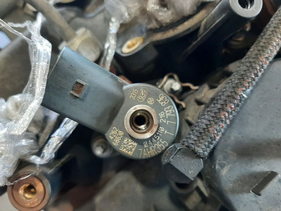 injector 2.0 d 3.0 d bmw serie 3 e90 e46 serie 5 e60 serie 7 e65 e66 e67 x3 e83 x5 e53 0445110216