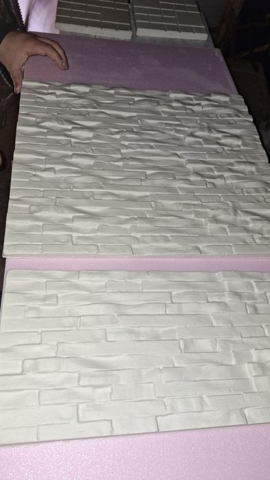 Vând piatra decorativa și panouri 3 D