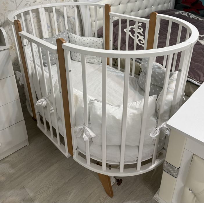 Кровать-трансформер с маятником