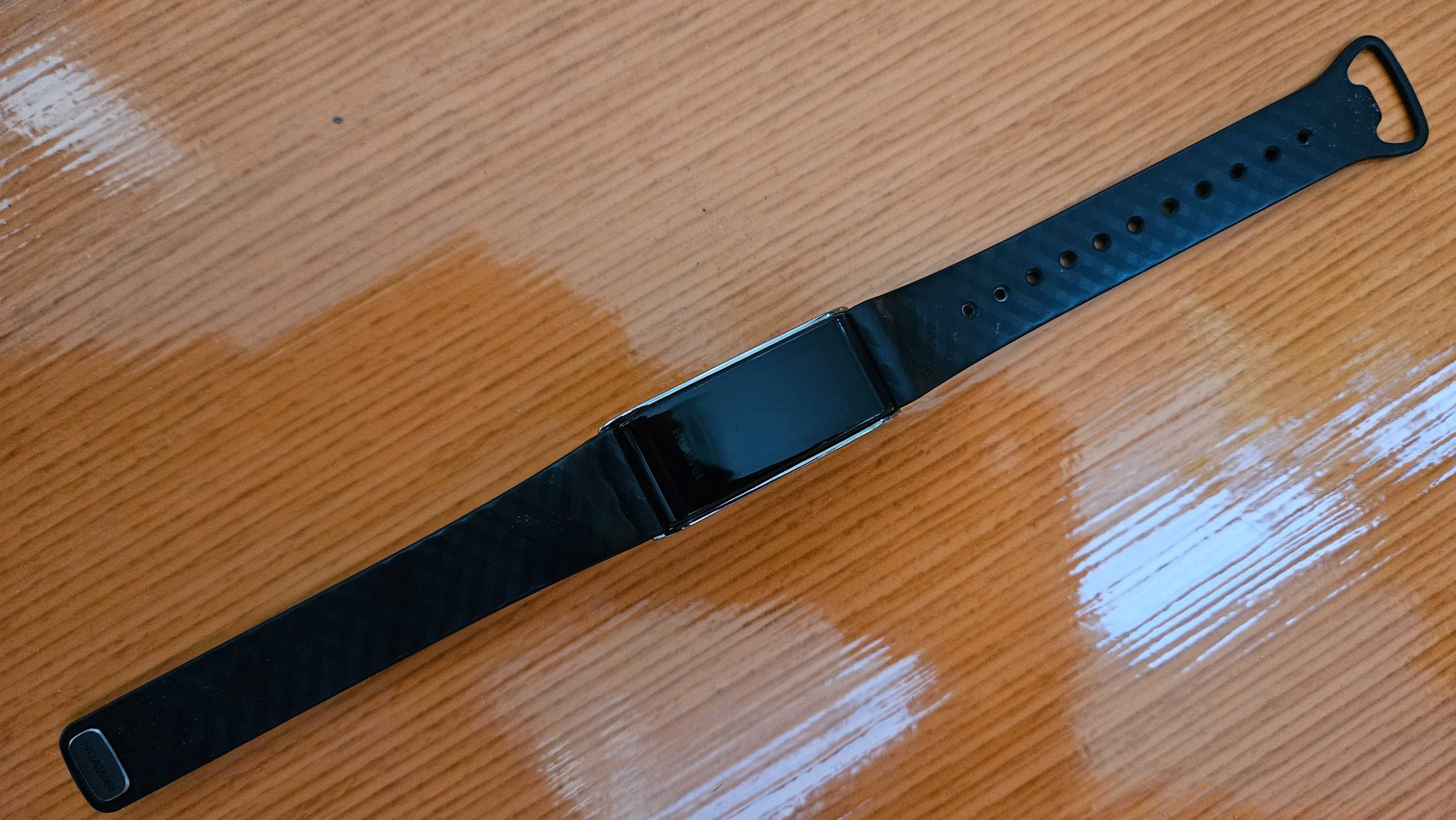 Фитнес гривна Huawei Band A2