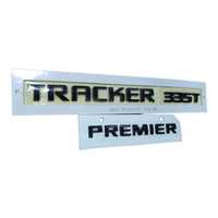 Original Red line надписи, шилдик буквы и логотипы Chevrolet Tracker 2