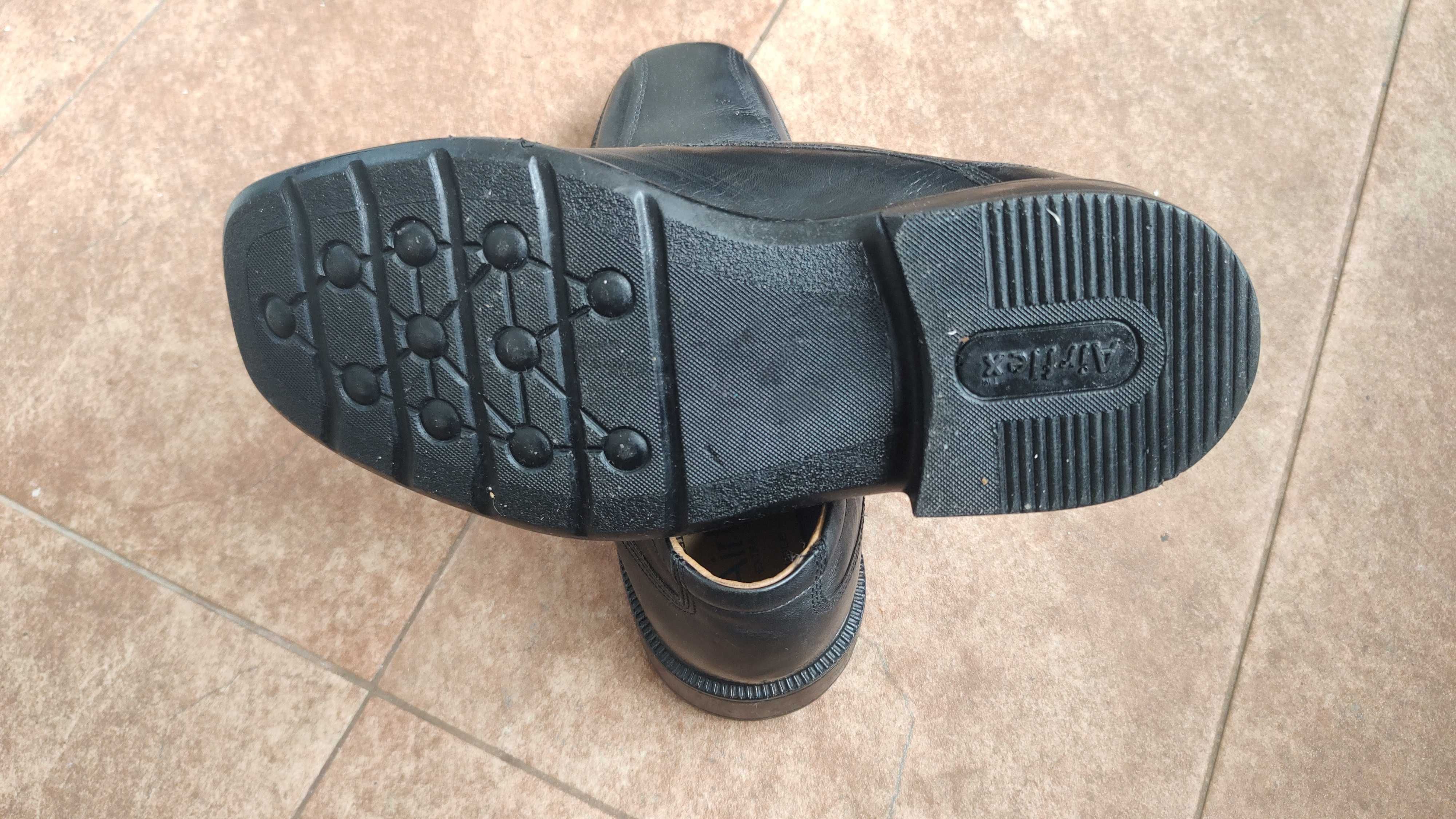 Pantofi Marks & Spencer  Marime UK 9 43 1/2 EU