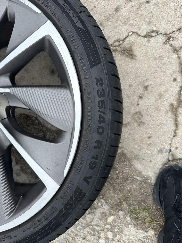 Джанти R19 за Ситроен DS5 4x108