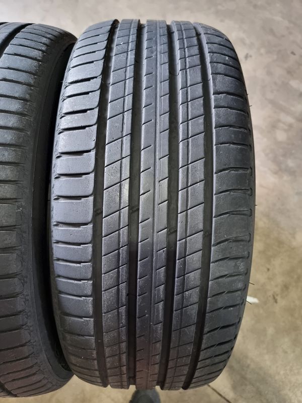 255/45/20 MICHELIN