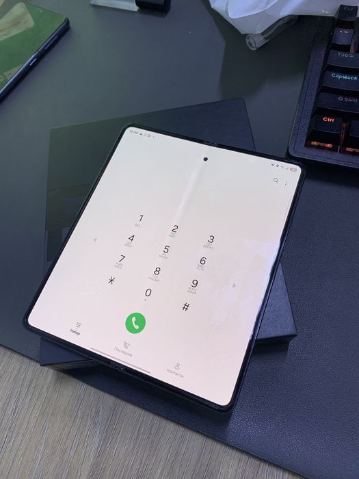 Samsung Galaxy Zfold 4