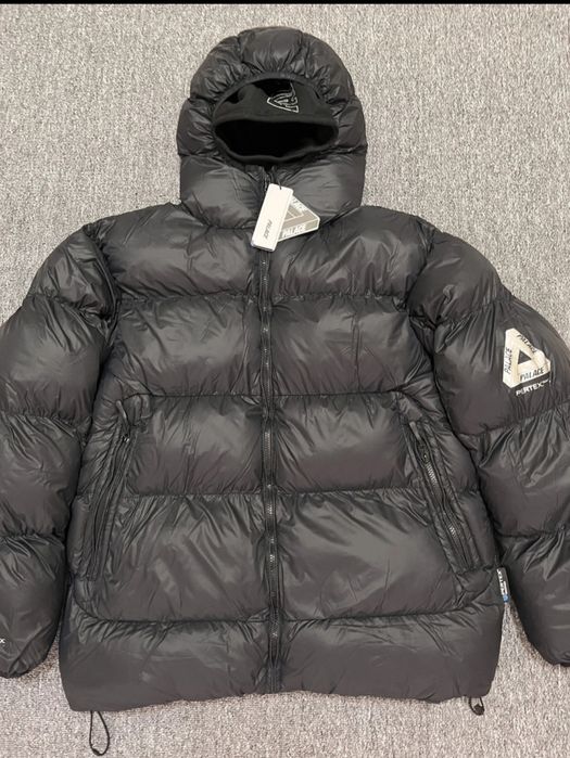 продам куртку palace