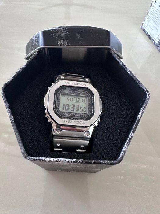 Casio g shock gmw b5000