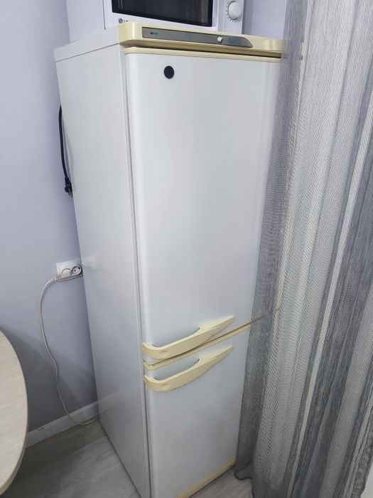 Продам холодильник в отличном состоянии