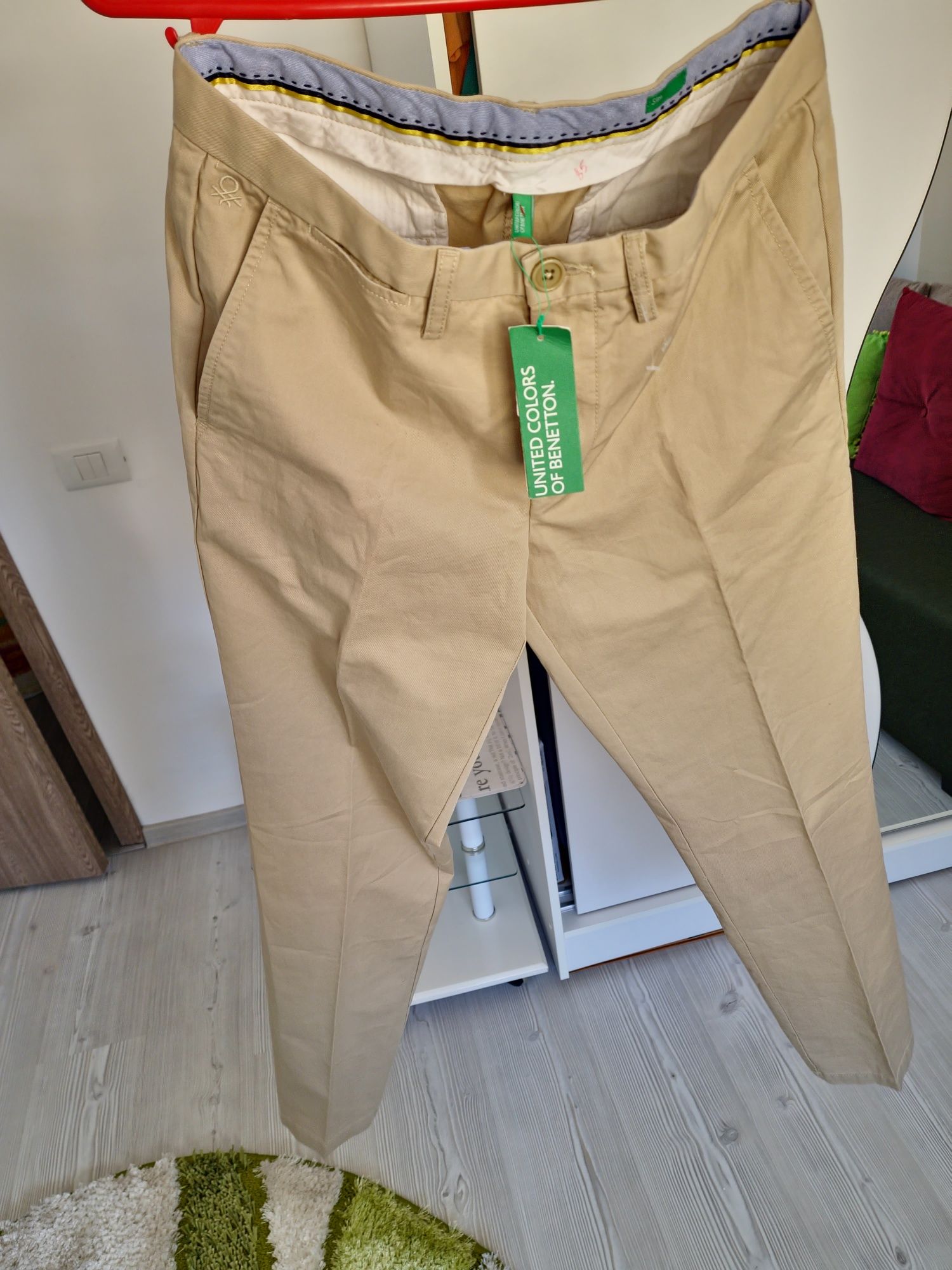 United Colors of Benetton pantaloni 44