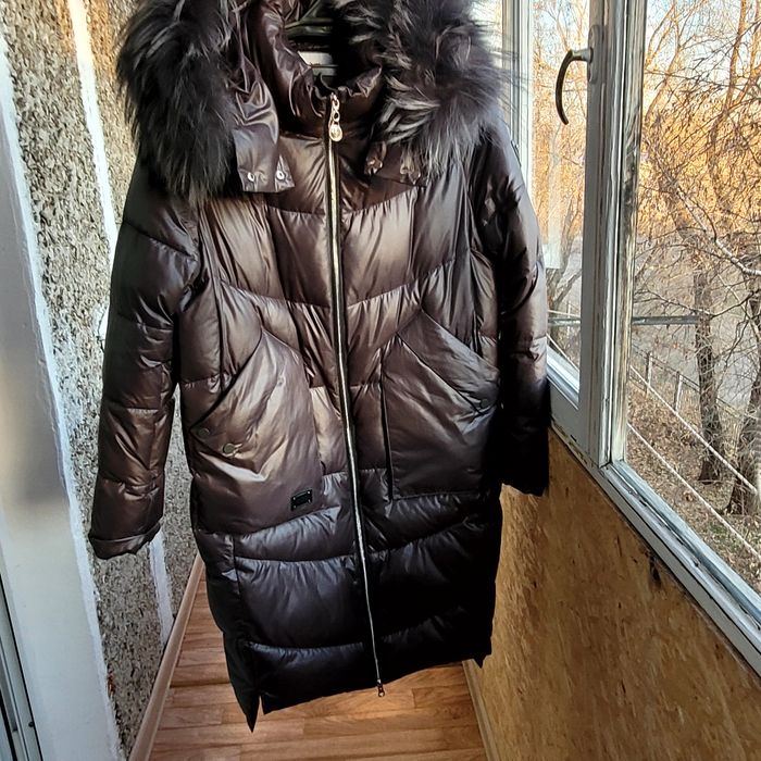 Продам женский зимний пуховик 50-52р.р