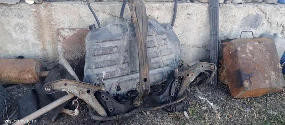 Продам запчасти на nissan primera