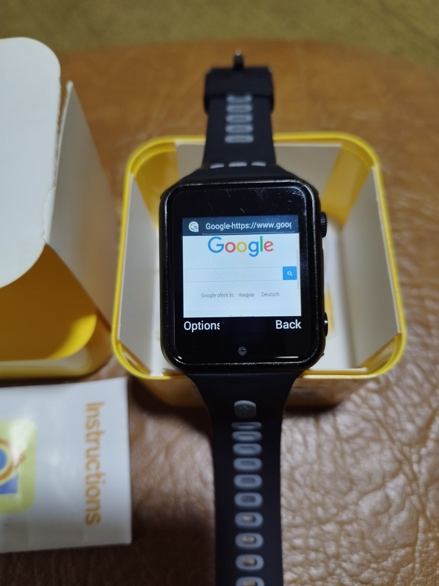 Smartwatch android si telefon cu sim
