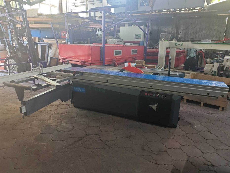 Распиловочный станок  MJ45DM