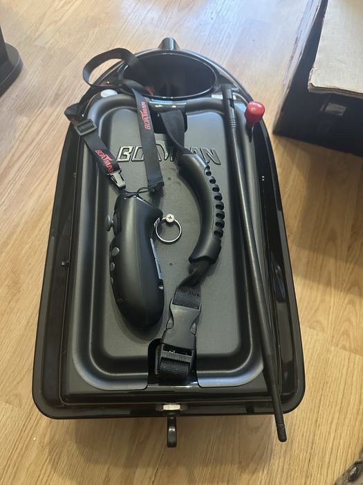 Лодка за захранка Boatman Actor Plus и сонар