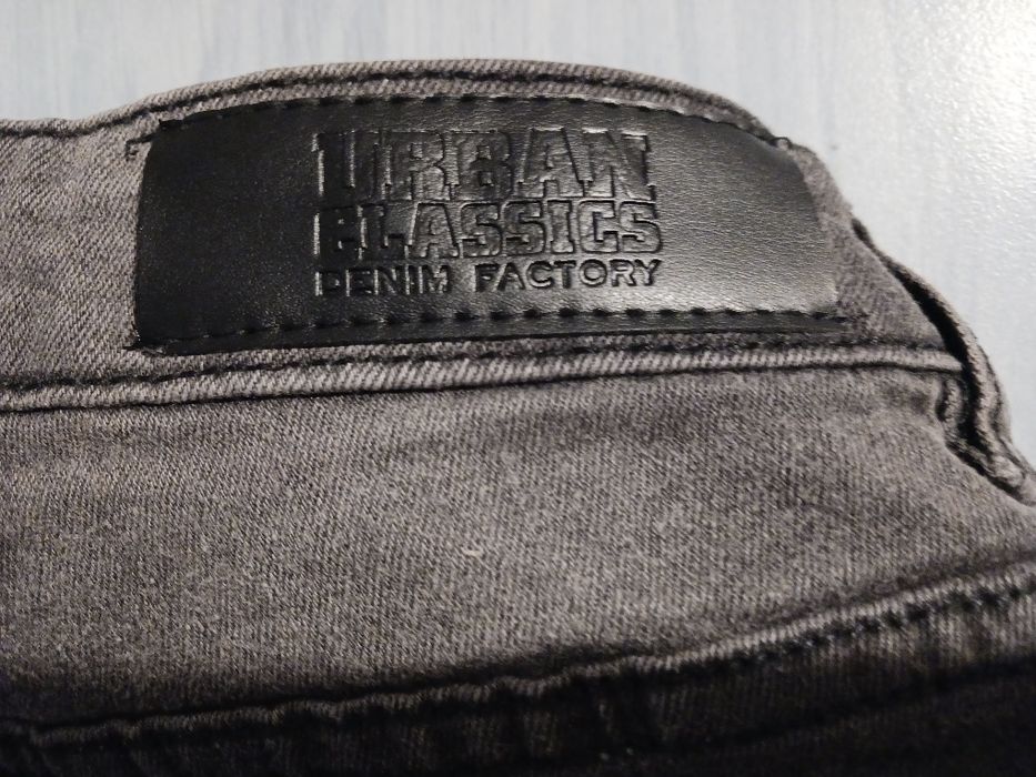 Blugi Noi UrbanClassics barbati