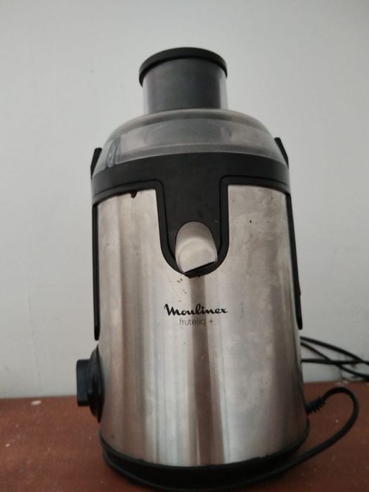 Соковыжималка Moulinex  Frutelia+