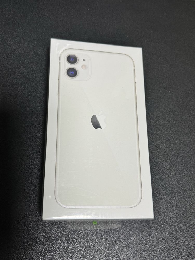 iPhone 11 white 128GB, sigilat, liber rețea