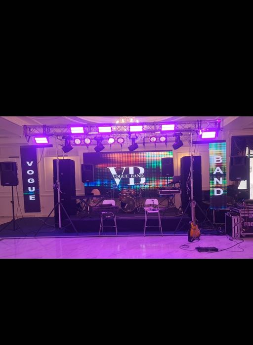 Ecran led evenimente schela lumini dynacord xa2