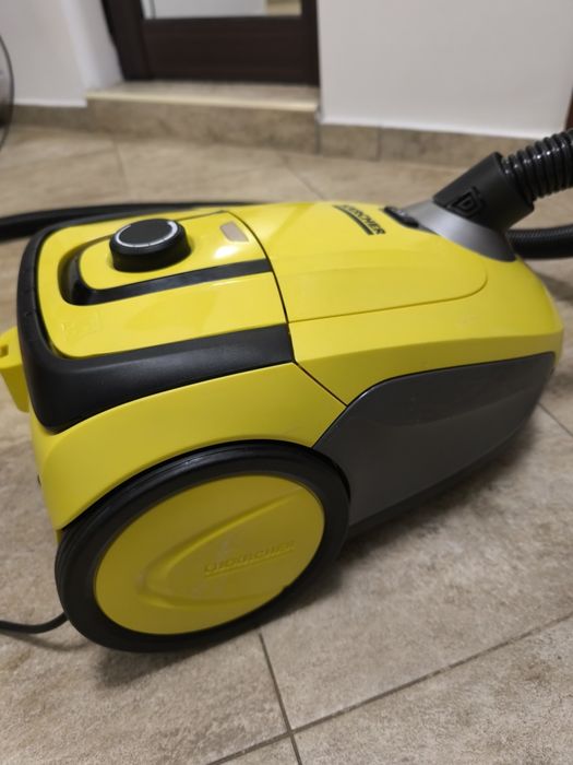 Прахосмукачка karcher vc 2
