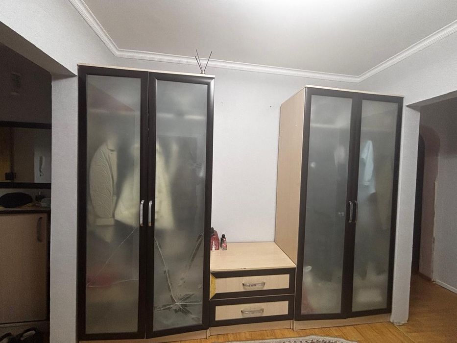 Шкаф для прихожей