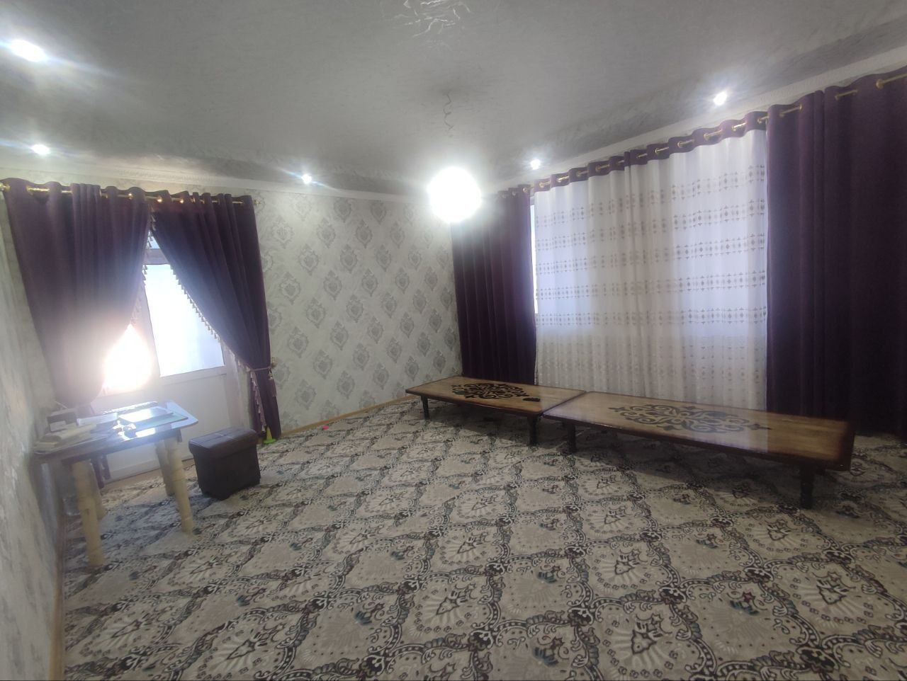 Qizlar uchun ijarag uy. Maklersiz 
QIZLAR VA AYOLLAR UCHUN,KLERSIZ.

X