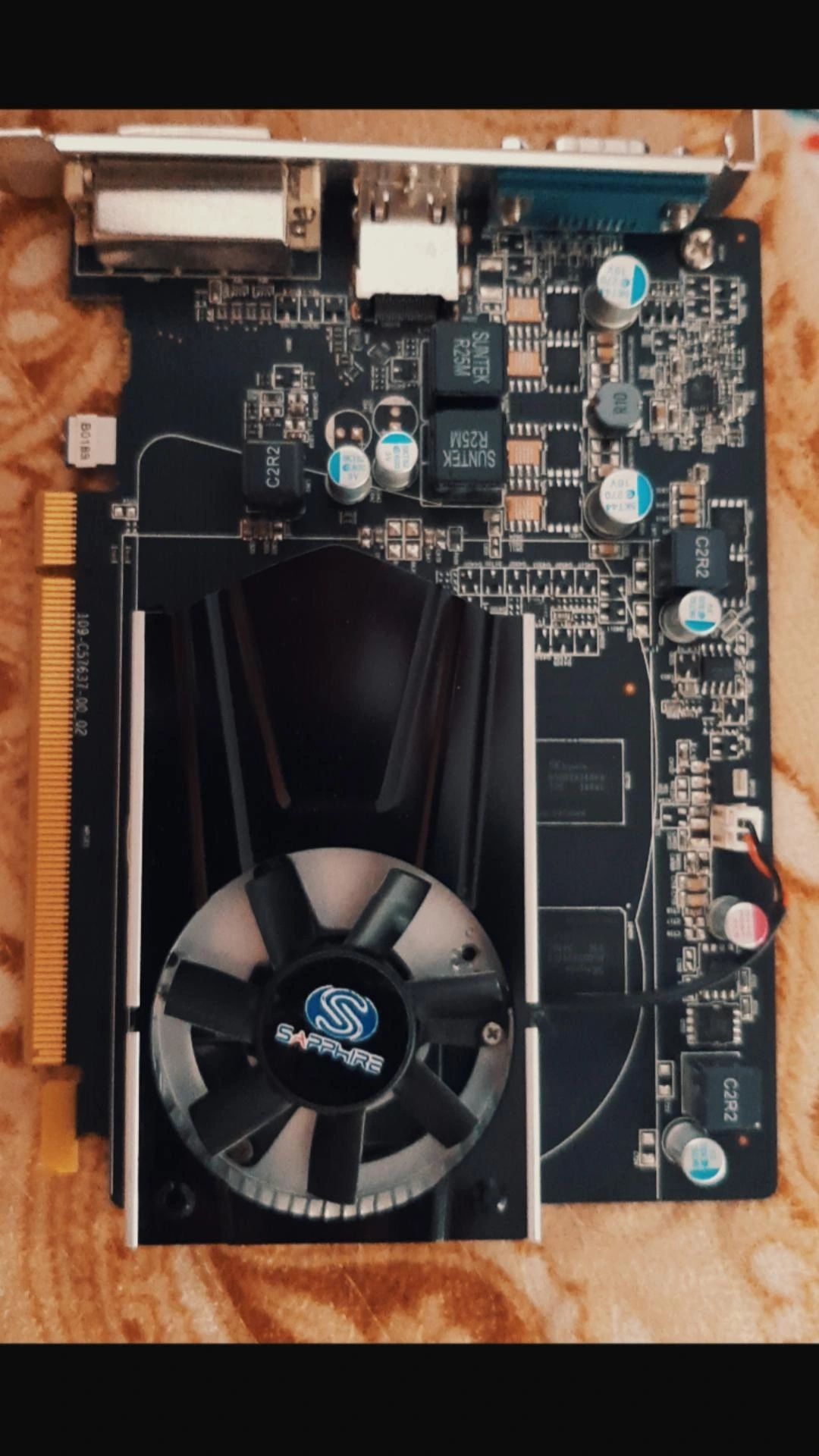 Продам две видео карты Sapphire R7 240