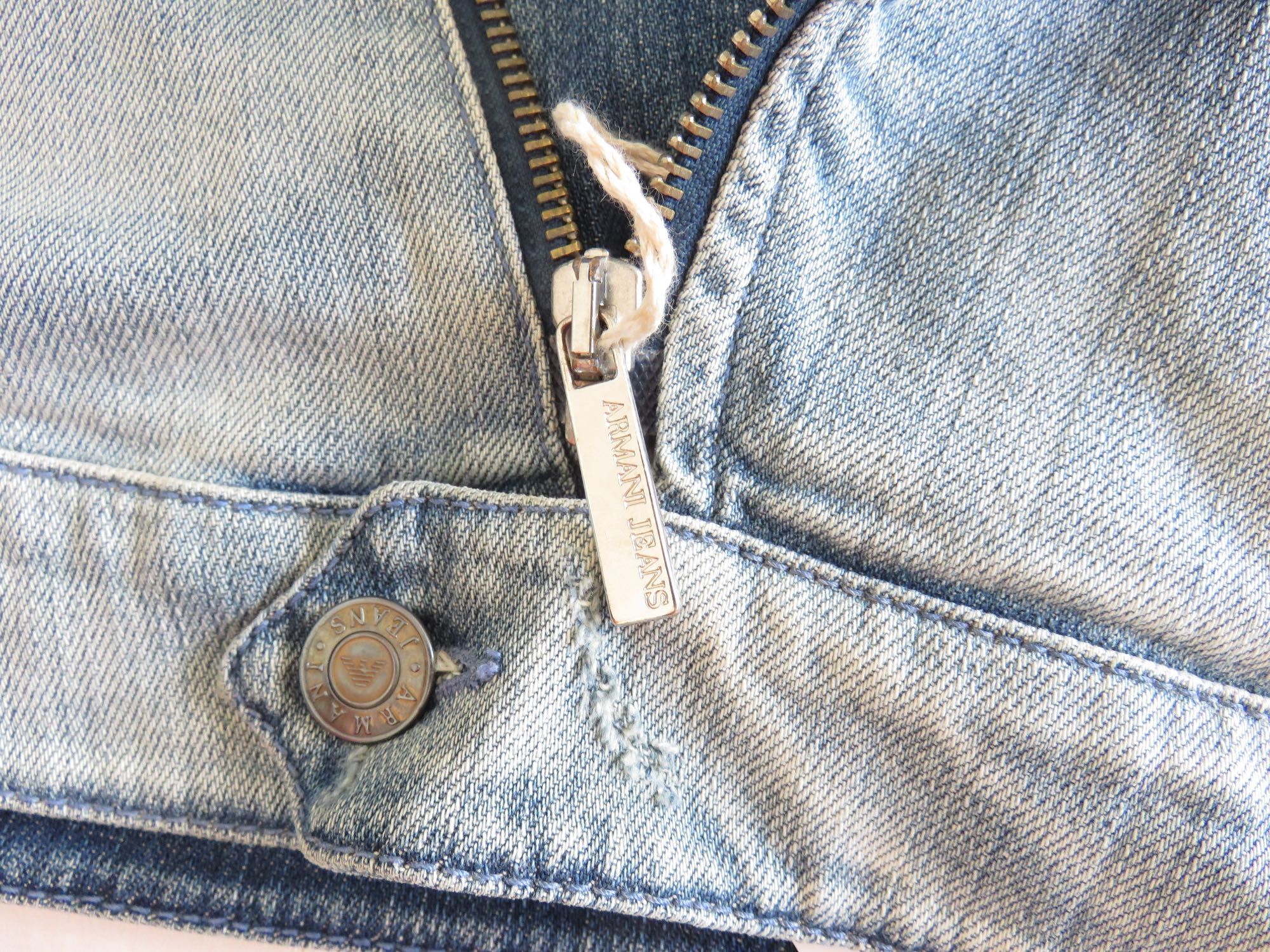 Късо дънково яке/елече Armani Jeans, S - M, ново