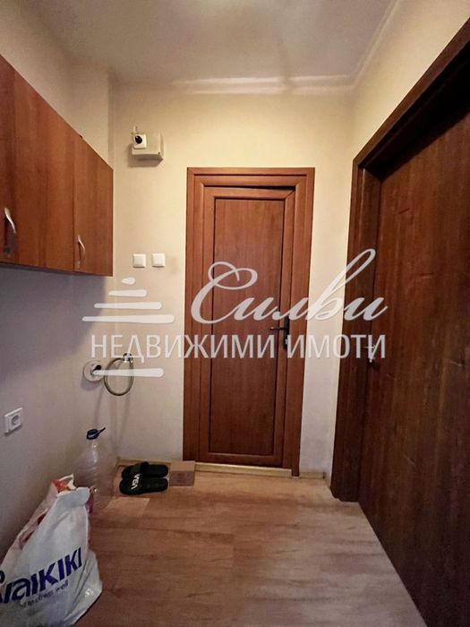 Продава се Двустаен апартамент в Шумен, Тракия - 65 кв.м за 1424 €/кв.м - Снимка #7
