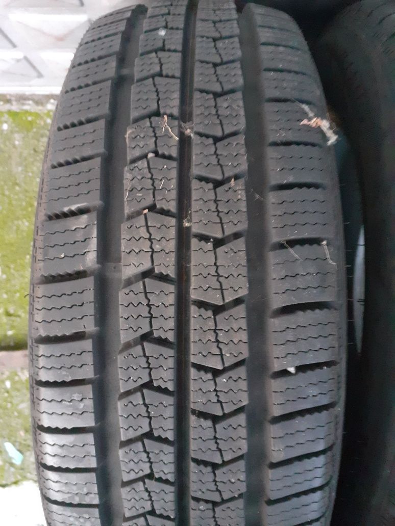 205/65/16,235/65/16,205/75/16,бус,нова,nexen/pirelli,dot 2820/3418