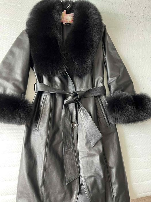 Палто от естествена кожа и естествен косъм