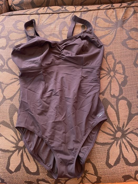 Speedo цял бански