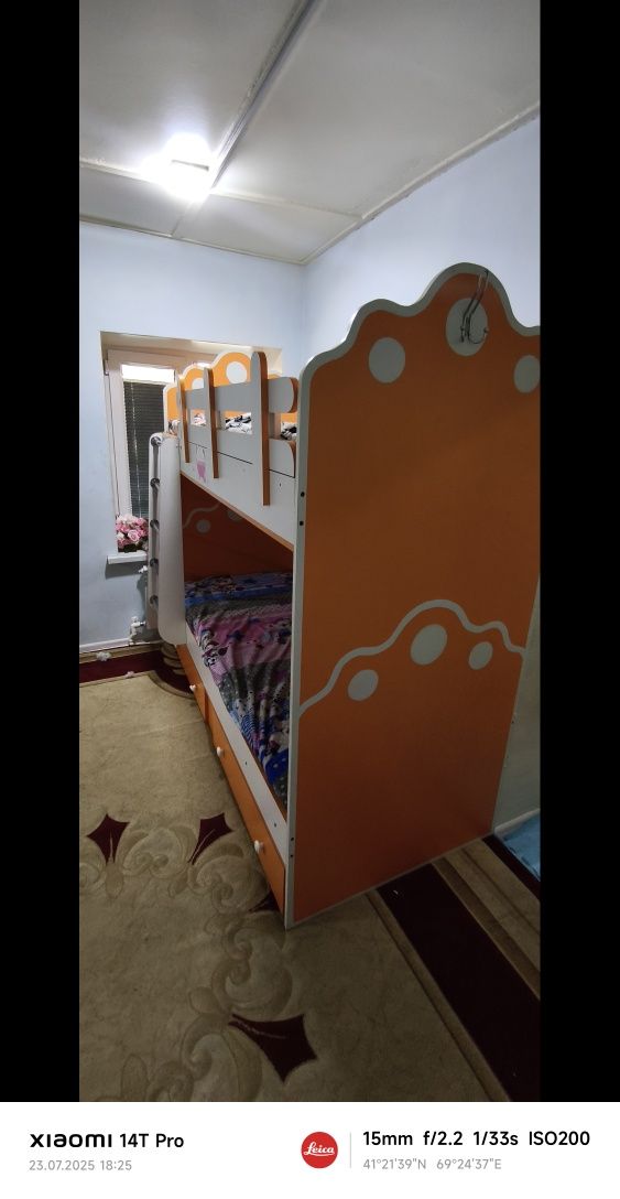 Shkaf detski kravat 2 etaj matrasi bilan