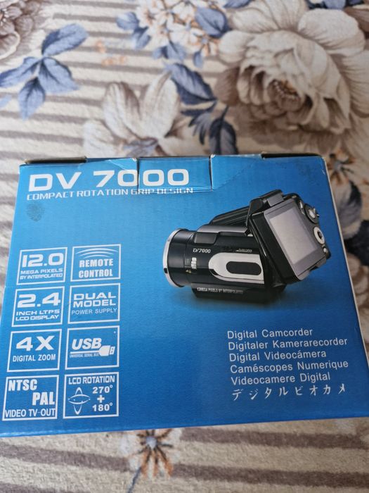 Продам Видеокамеру DV 7000.