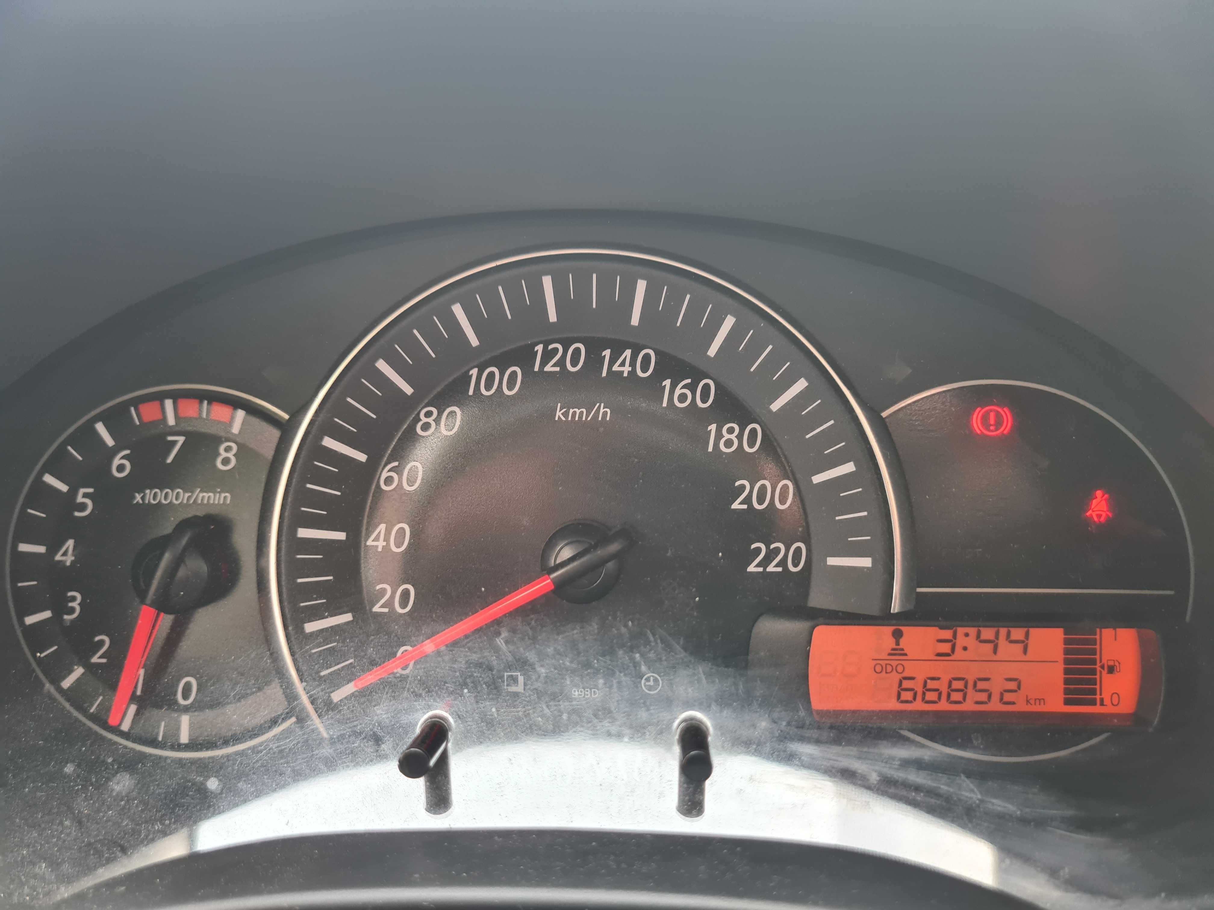 Nissan Micra K13 Visia 68.000 km