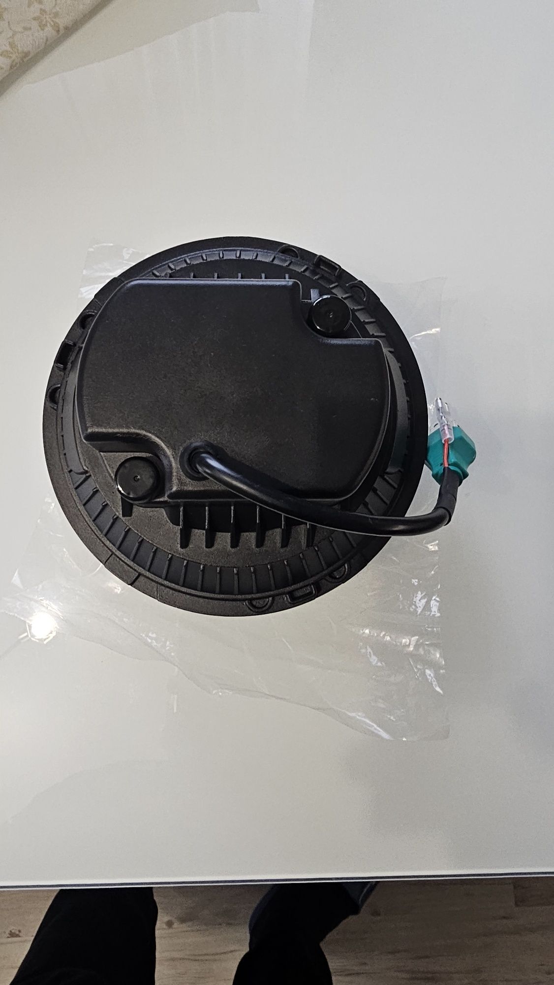 Преден LED Фар за Harley Davidson-5.75 инча