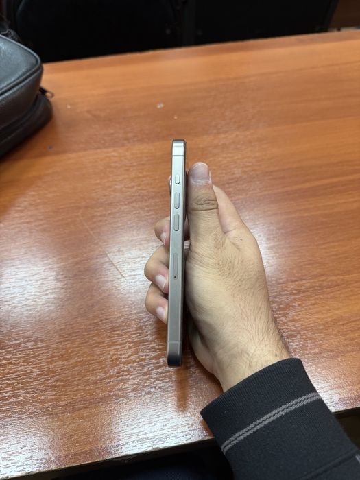 iPhone 15 Pro Natural 2-sim